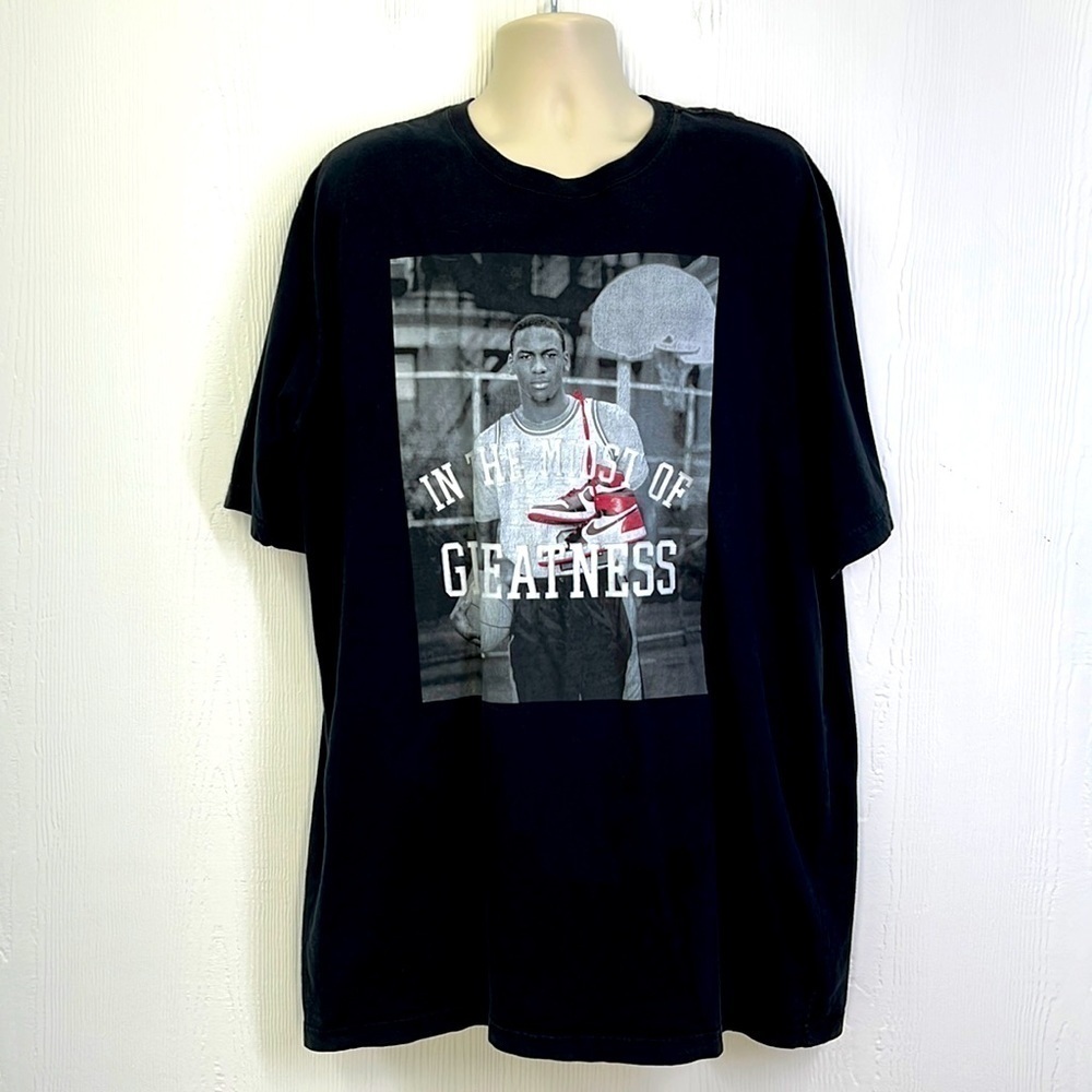 Michael Jordan - In The Midst Of Greatness Michael Jordan T Shirt Size 3XL Tall